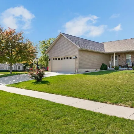 Image 4 - 600 Grandyle Drive, Washington, IL 61571, USA - House for sale