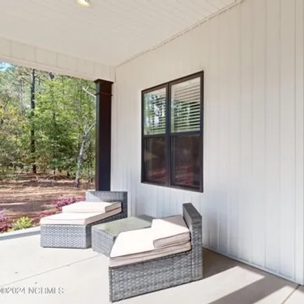Image 2 - 82 Arbutus Lane, Whispering Pines, Moore County, NC 28327, USA - House for sale