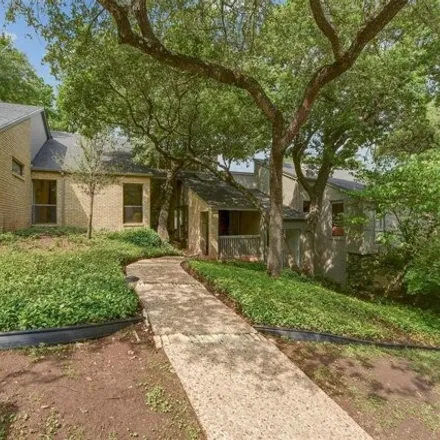 Image 2 - 1700 Graywood Cove, Austin, TX 78704, USA - House for sale
