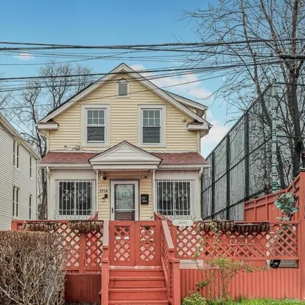 Buy this 3 bed house on 2738 Wickham Avenue in New York, NY 10469