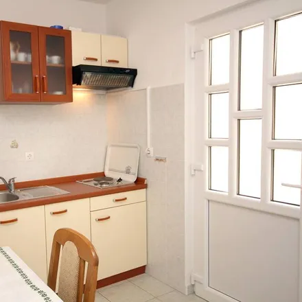 Image 2 - 21318 Grad Omiš, Croatia - Apartment for rent
