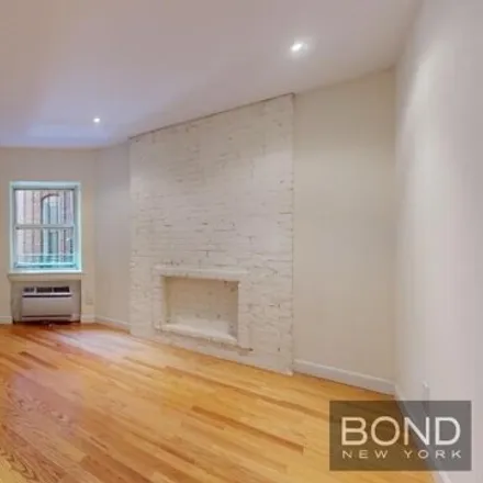 Rent this 1 bed apartment on 118 East 92nd Street in New York, NY 10128