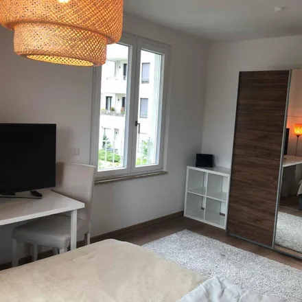 Rent this 4 bed room on Klara-Franke-Straße 8 in 10557 Berlin, Germany