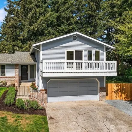 Buy this 3 bed house on 30236 21st Avenue South in Federal Way, WA 98003