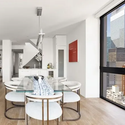 Image 5 - Sterling Plaza, 255 East 49th Street, New York, NY 10022, USA - Condo for sale