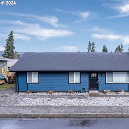 Buy this 3 bed house on 2284 Montello Avenue in Hood River, OR 97031