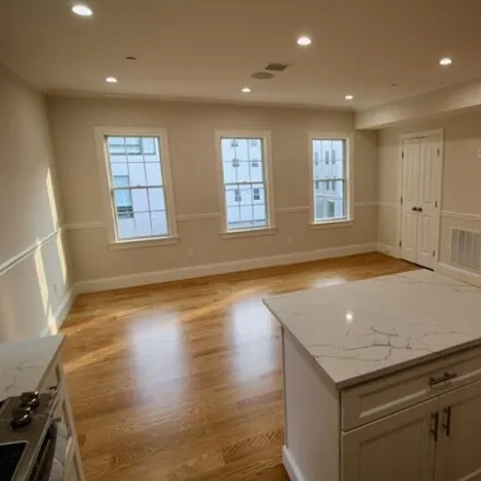 Image 3 - 338 E Street, Boston, MA 02127, USA - Apartment for rent