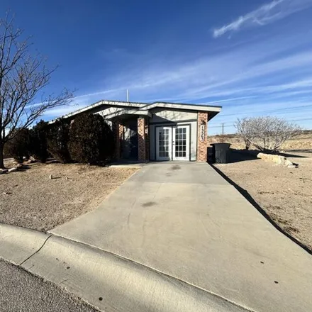 Image 2 - 13599 Ackerman Drive, El Paso County, TX 79928, USA - House for rent