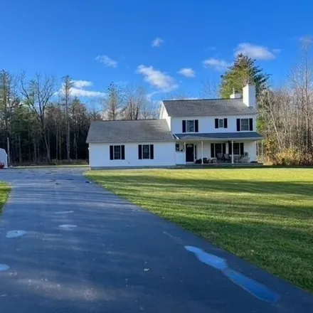 Rent this 3 bed house on 283 Round Lake Road in Malta, NY 12019