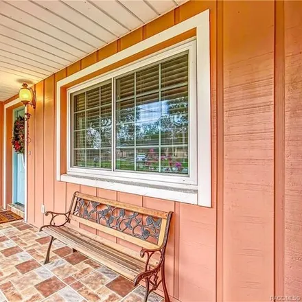 Image 4 - 1342 Southeast 5th Avenue, Crystal River, Citrus County, FL 34429, USA - House for sale