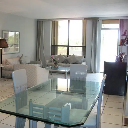 Image 5 - Collins Avenue & Harbour Way, Collins Avenue, Bal Harbour Village, Miami-Dade County, FL 33154, USA - Apartment for rent