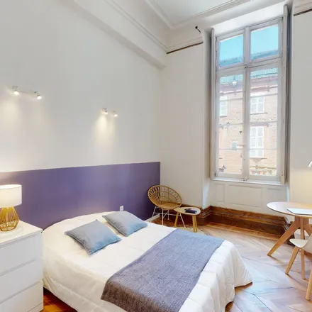 Rent this 8 bed room on 13 rue Peyras