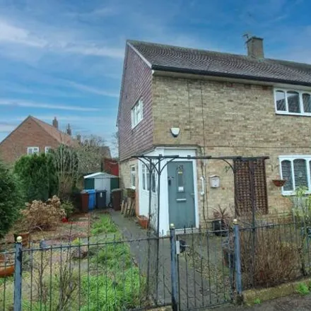 Buy this 3 bed house on Limerick Close in Hull, HU8 9PX