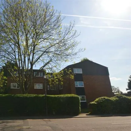 Rent this 2 bed apartment on 172 New Road in Rickmansworth, WD3 3HB