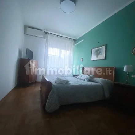Rent this 5 bed apartment on Istituto Comprensivo Pescara 4 in Via Milano 58, 65122 Pescara PE