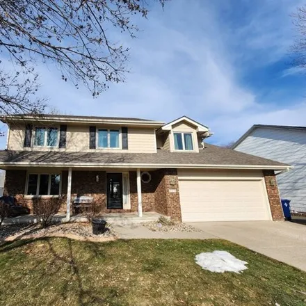 Buy this 4 bed house on 8029 Brookview Drive in Urbandale, IA 50322