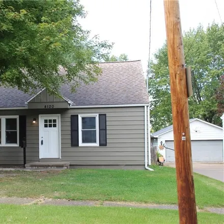 Buy this 3 bed house on 4120 15th Street in Des Moines, IA 50313