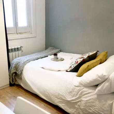 Rent this 8 bed room on Madrid in Calle de Santa Catalina, 8