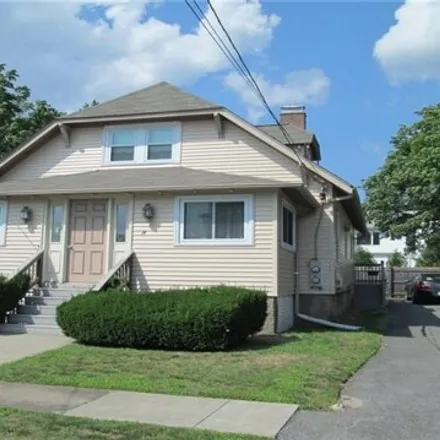 Rent this 1 bed house on 14 Greenwich Blvd Unit 2 in East Greenwich, Rhode Island