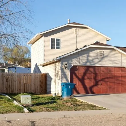 Rent this 3 bed house on 363 Cedar Park Lane in Nampa, ID 83686