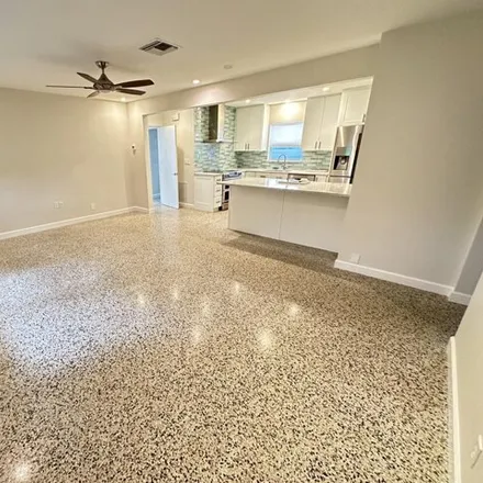 Image 7 - 411 32nd Street, West Palm Beach, FL 33407, USA - House for rent