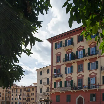 Image 5 - C'est Bon, Via Paleocapa, 19122 La Spezia SP, Italy - Apartment for rent