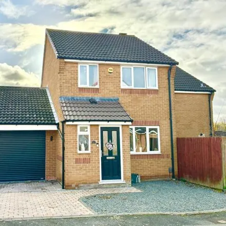 Buy this 3 bed house on Highgrove Crescent in Leicester, LE2 8PX