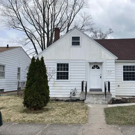 Buy this 3 bed house on 1230 North Elmer Street in South Bend, IN 46628