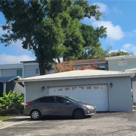 Rent this 2 bed apartment on 205 W Amelia Ave # D in Tampa, Florida