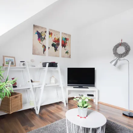 Rent this 2 bed apartment on Bocholder Straße 261 in 45356 Essen, Germany