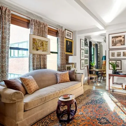 Image 2 - The Morleigh, 74 West 68th Street, New York, NY 10023, USA - Apartment for sale
