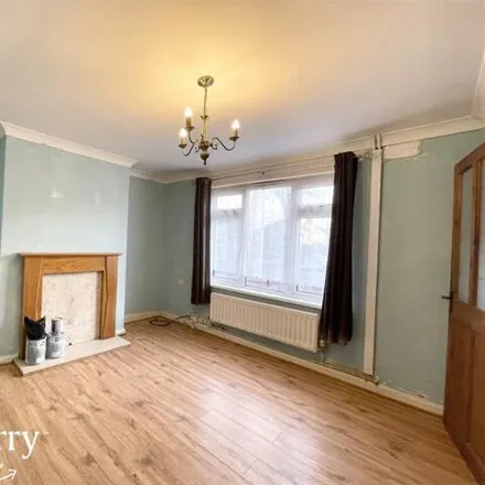Image 2 - Rownall Road, Longton, ST3 6BT, United Kingdom - Townhouse for sale