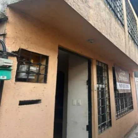 Buy this 3 bed house on Andador J. Carrasco in 54098 Tlalnepantla, MEX