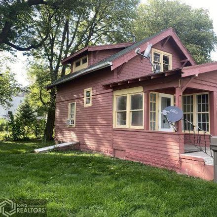 Rent this 2 bed house on 114 2nd Street Northeast in Hampton, IA 50441