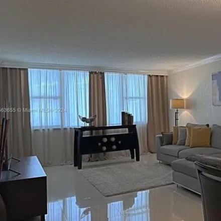 Buy this 1 bed condo on 3180 South Ocean Drive in Hallandale Beach, FL 33009