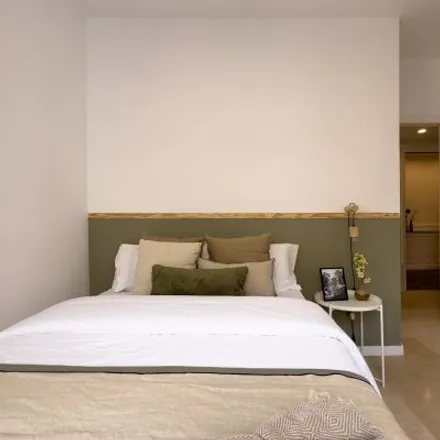 Image 2 - Wings Mobile, Carrer d'Aribau, 225-227, 08001 Barcelona, Spain - Room for rent