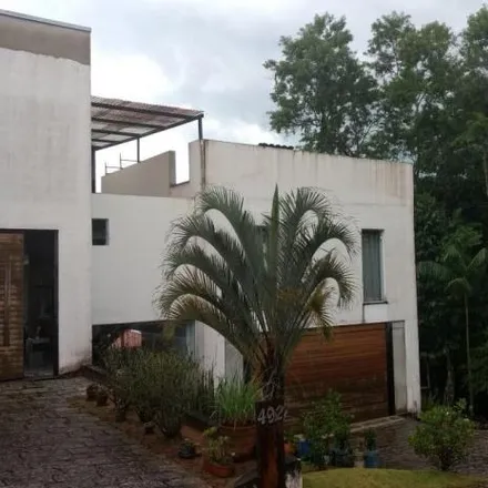 Buy this 2 bed house on Rua Gregório de Matos in Jardim Aracy, Mogi das Cruzes - SP