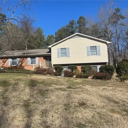 Buy this 3 bed house on 271 Mountainbrook Drive in Davidson County, NC 27295