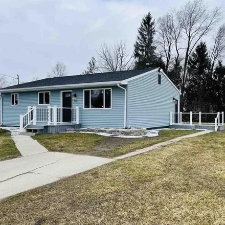 Buy this 3 bed house on 5099 Peterson Street in Buena Vista Charter Township, MI 48601