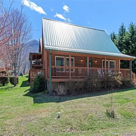 Buy this 3 bed house on 510 Panoramic Loop in Maggie Valley, Haywood County