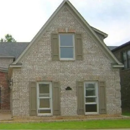 Buy this 4 bed house on 5444 Lake Vernell Drive in Memphis, TN 38109