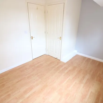 Image 3 - Priory Grove, Hull, HU4 6LX, United Kingdom - Apartment for rent