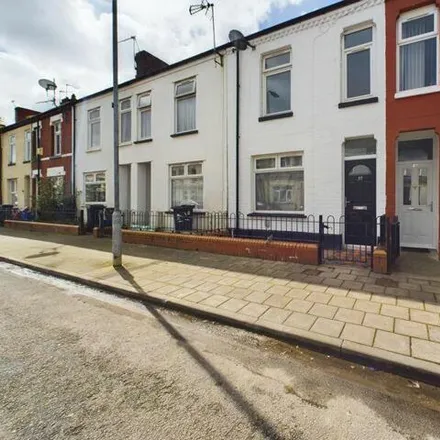 Buy this 3 bed townhouse on Somerset Street in Cardiff, CF11 6TE