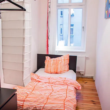 Rent this 4 bed room on Gärtnerstraße 3 in 10245 Berlin, Germany