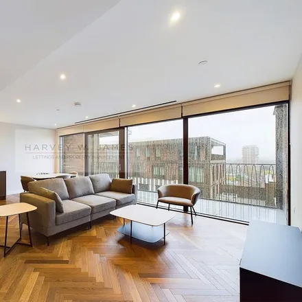 Rent this 2 bed apartment on The Wren in Michael Road, London