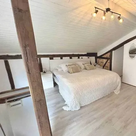 Rent this 6 bed house on 47410 Sérignac-Péboudou
