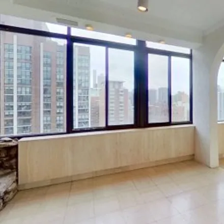 Image 1 - 1 East Schiller Street Ph 23W, Downtown Chicago, Chicago - Apartment for sale