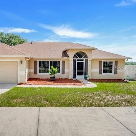 Buy this 3 bed house on 1023 Bluegrass Drive in Groveland, FL 34736