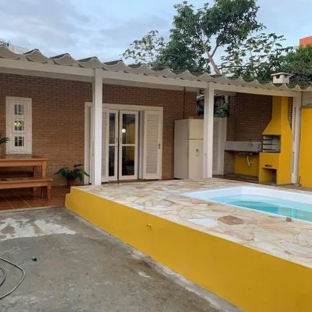 Rent this 5 bed house on Rua Rodrigues de Abreu in Itaguá, Ubatuba - SP