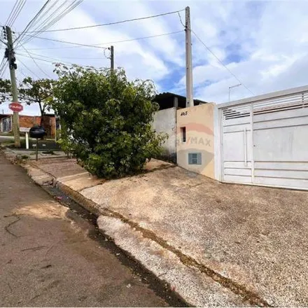 Buy this 2 bed house on Rua Silvio Antônio Soares in Jardim Panorama, Botucatu - SP